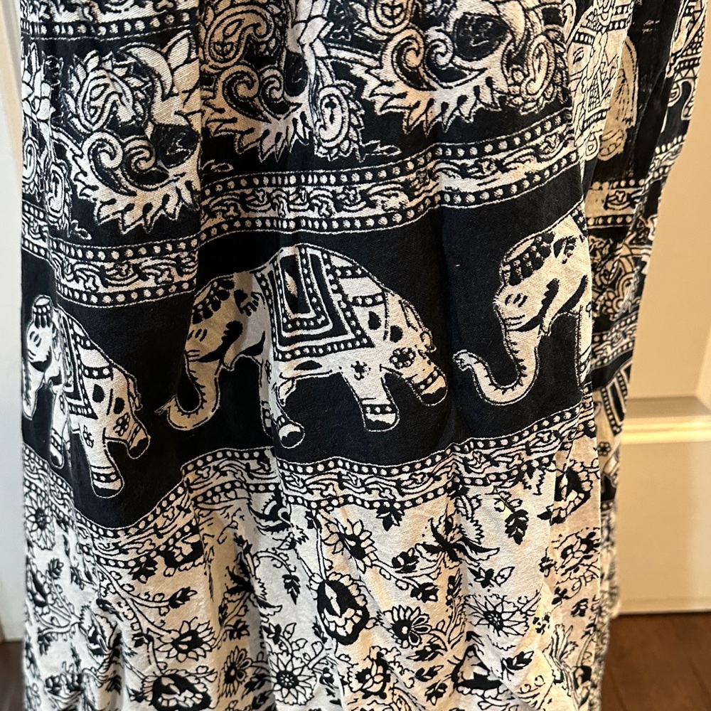 Black and White Elephant Print Wrap Skirt - Picture 2 of 3